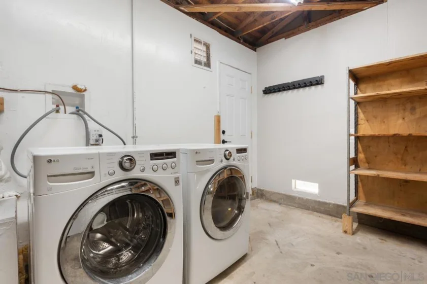 2053 Golden Circle Drive photo 46