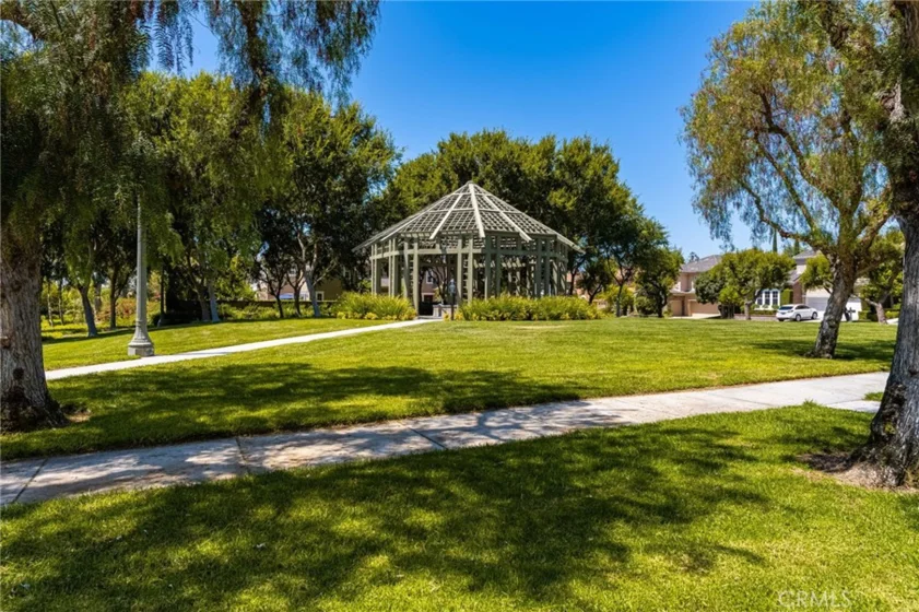101 Talmadge photo 51