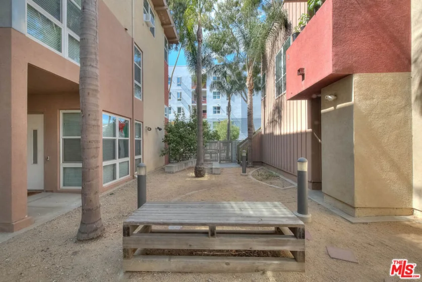 302 E 19th Street #7 photo 24