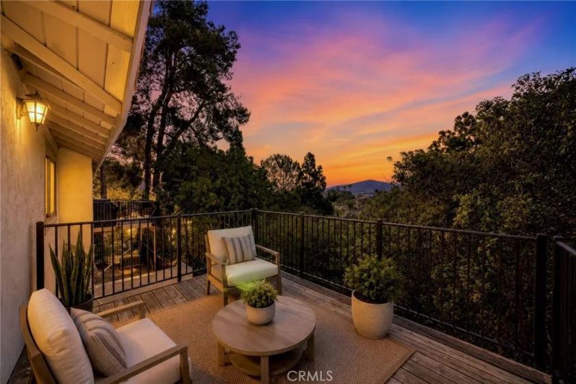 6571 Camino Capistrano photo 1