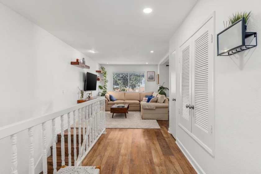 721 Buena Tierra Way #189 photo 1
