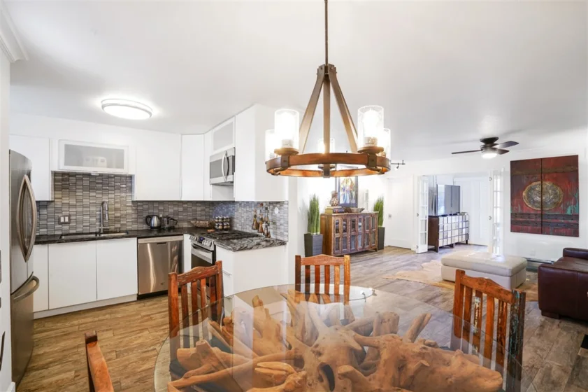 374 Orange Avenue #A photo 1