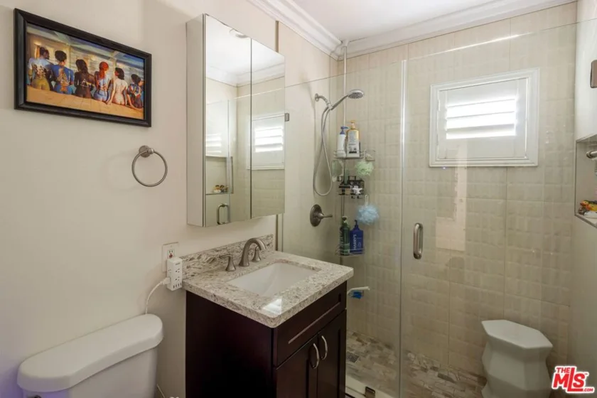718 N Raymond Avenue #6 photo 7