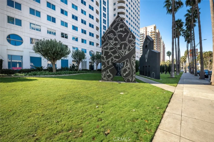 525 E Seaside Way #904 photo 58