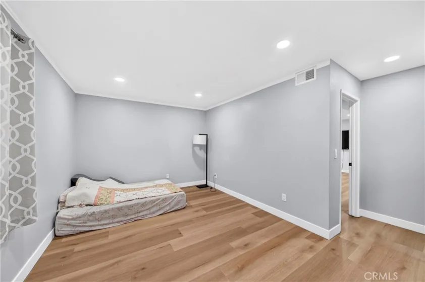 8451 Cedarview Court photo 10
