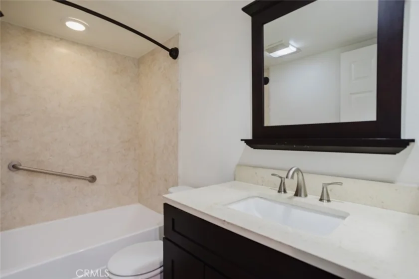 21529 Saticoy Street #217 photo 21