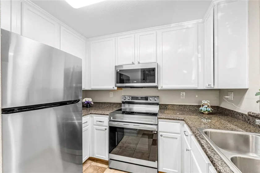 2550 San Gabriel photo 8