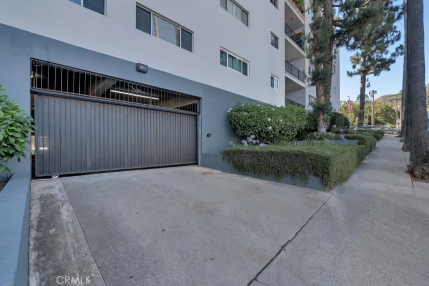 7560 Hollywood Boulevard #110 photo 33