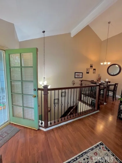 812 Inglewood photo 24