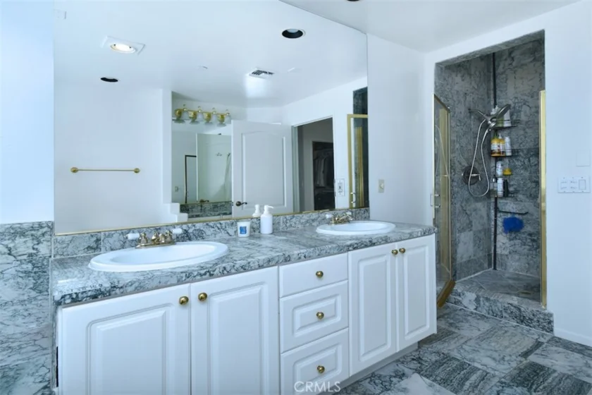 11847 Laurelwood #304 photo 23