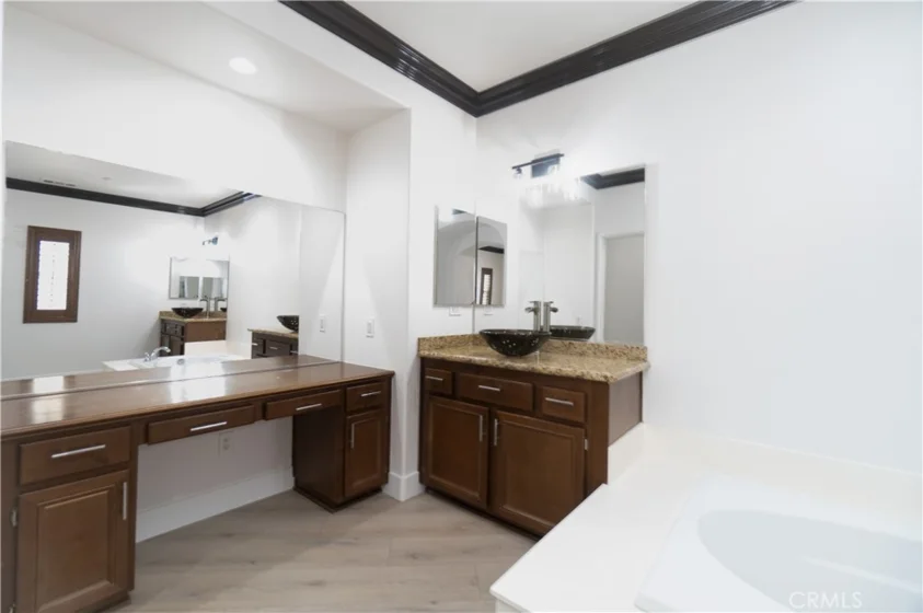4453 Owens #101 photo 31