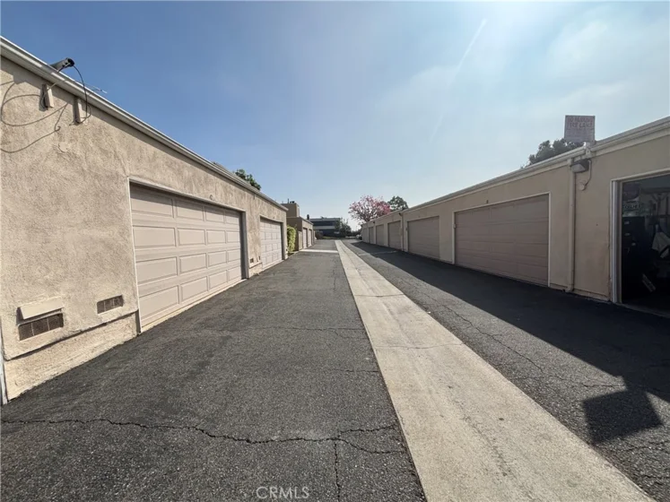 10746 Knott Avenue photo 29