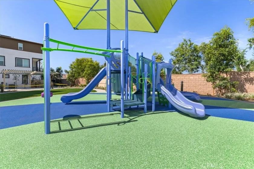 9524 Hannah Way photo 36