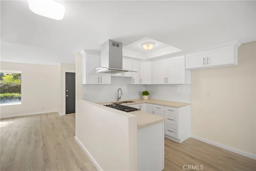 13722 Red Hill Avenue #25 photo 1