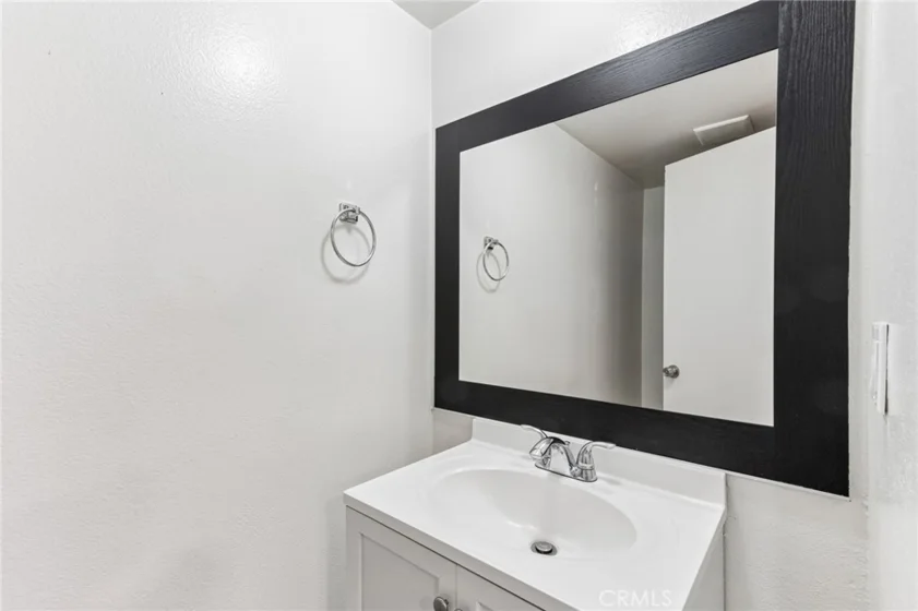 15113 Saticoy Street #25 photo 12