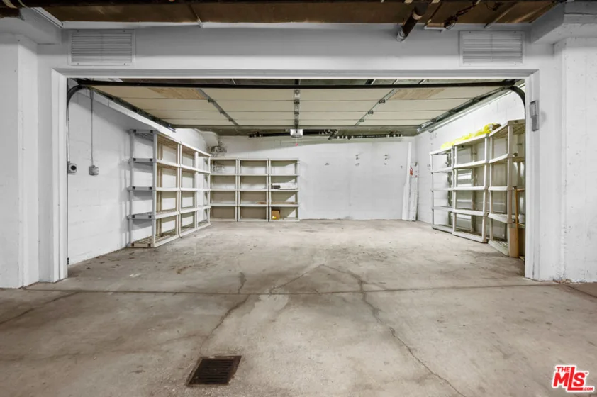 10935 Missouri Avenue #B photo 39