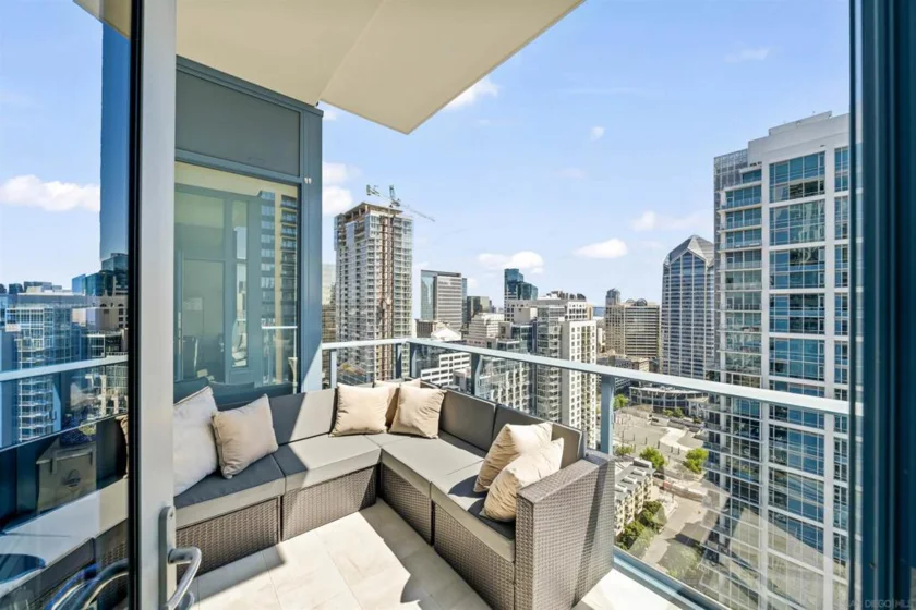 1388 Kettner Boulevard #2706 photo 6