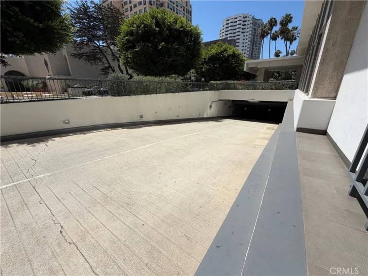 10501 Wilshire #814 photo 14