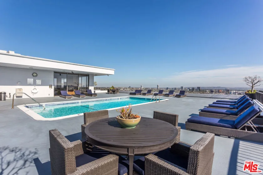 1100 Alta Loma Road #608 photo 27