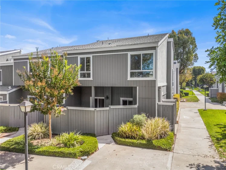 2710 W Segerstrom Avenue #F photo 1