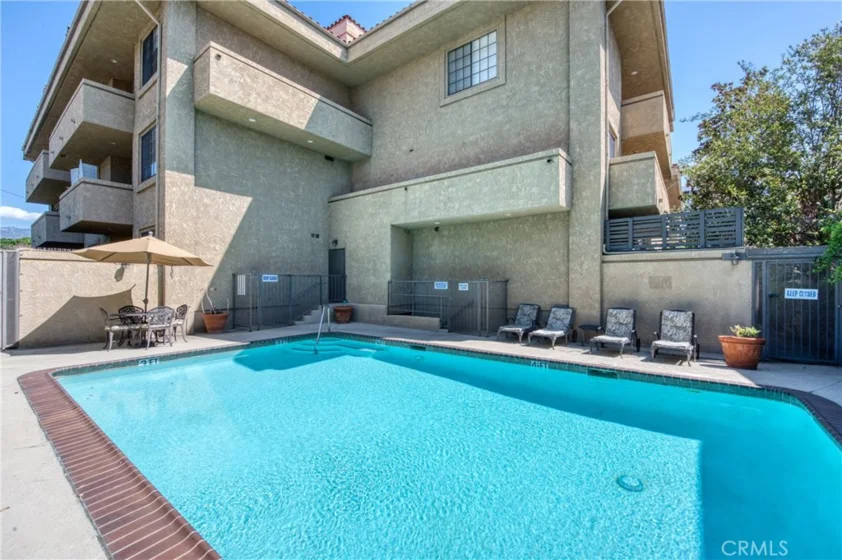 221 S Oak Knoll Avenue #202 photo 26