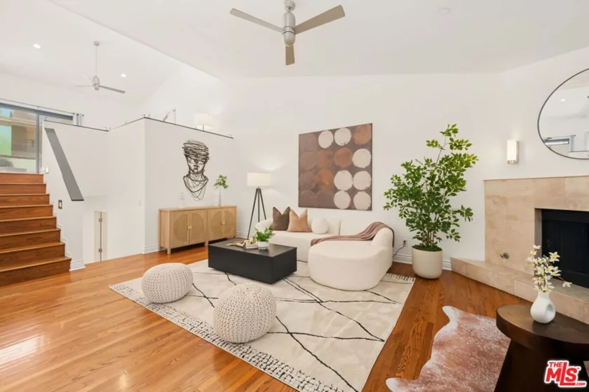 1222 N Kings Road #8 photo 27
