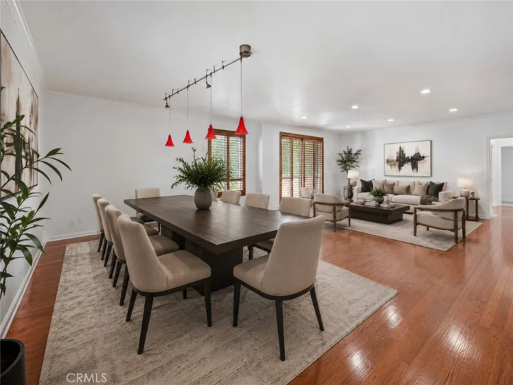 1315 Roxbury Drive #204 photo 17