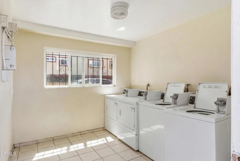 9051 Cedros Avenue #8 photo 22