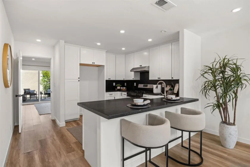 18664 Applewood #76 photo 8