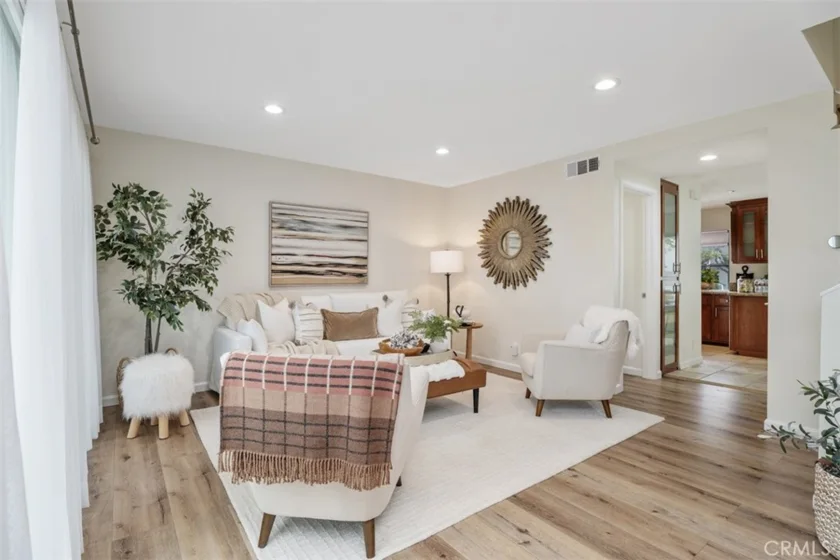 26415 Waterford photo 2