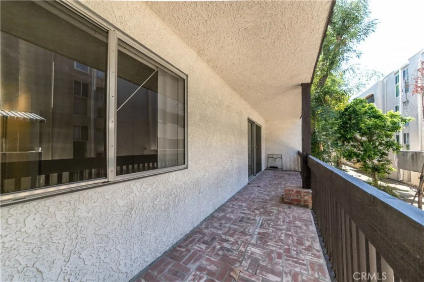 5334 Lindley Avenue #126 photo 13