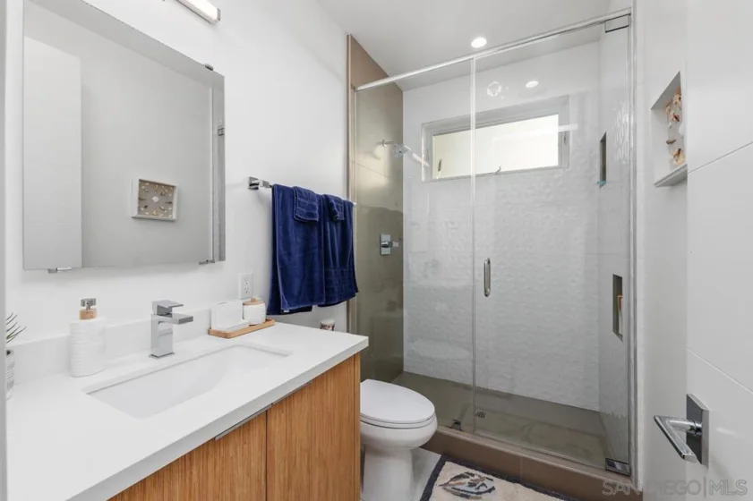 119 Date Avenue photo 17