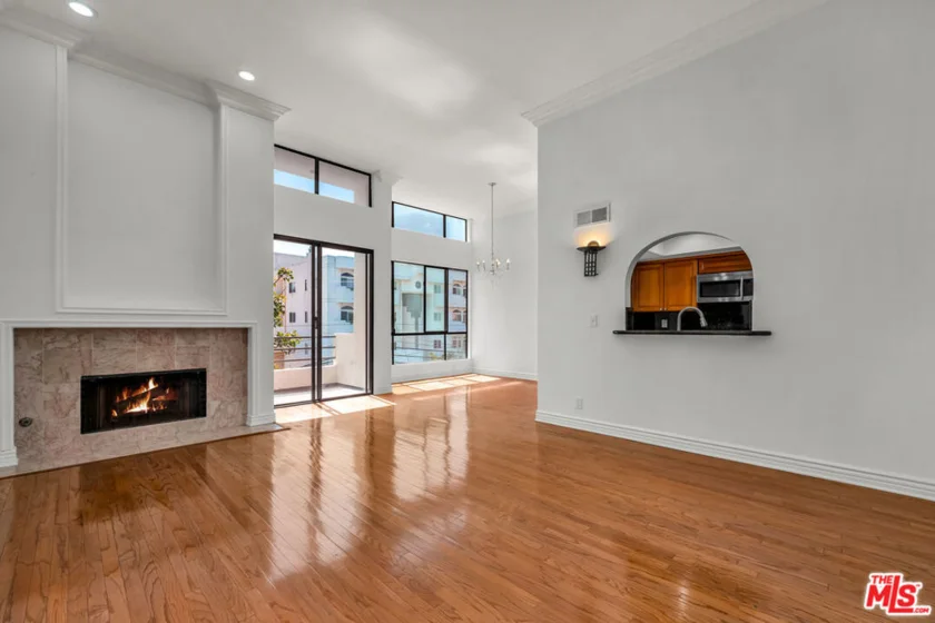 1312 S Saltair Avenue #319 photo 19
