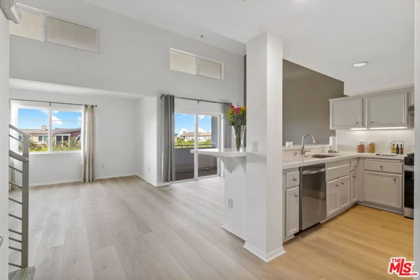 13200 Pacific Promenade #438 photo 58