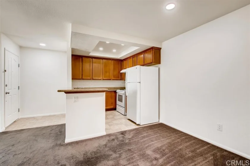 432 Edgehill Lane #156 photo 3