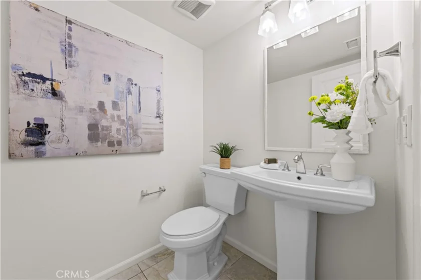 60 Strawberry Grove photo 21