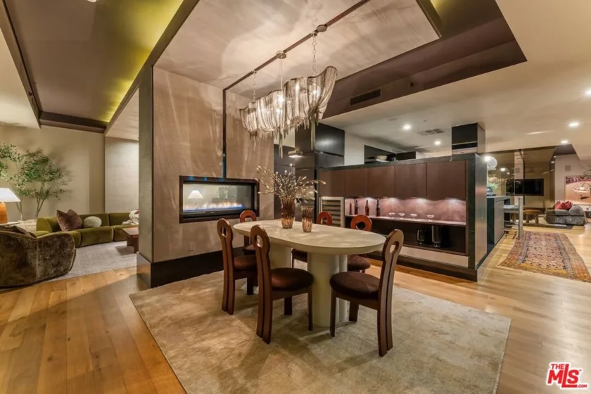 1155 S Grand Avenue #2204 photo 3