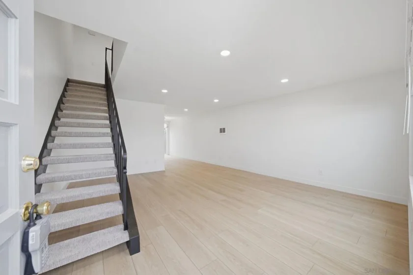105 Calla Avenue photo 5