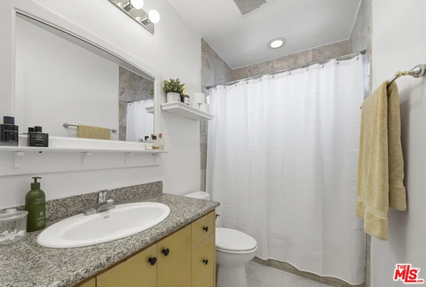 11718 Darlington Avenue #7 photo 3