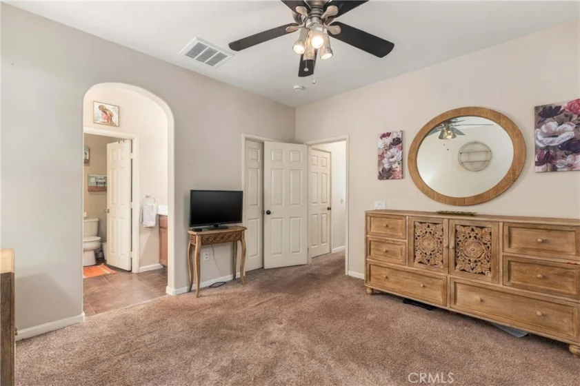 4304 Owens photo 18