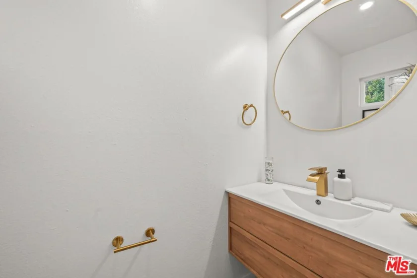 8515 Saturn Street #103 photo 20