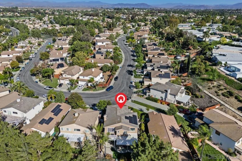 30916 Oakhill Drive photo 4