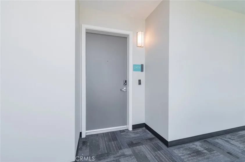2414 Nolita photo 22