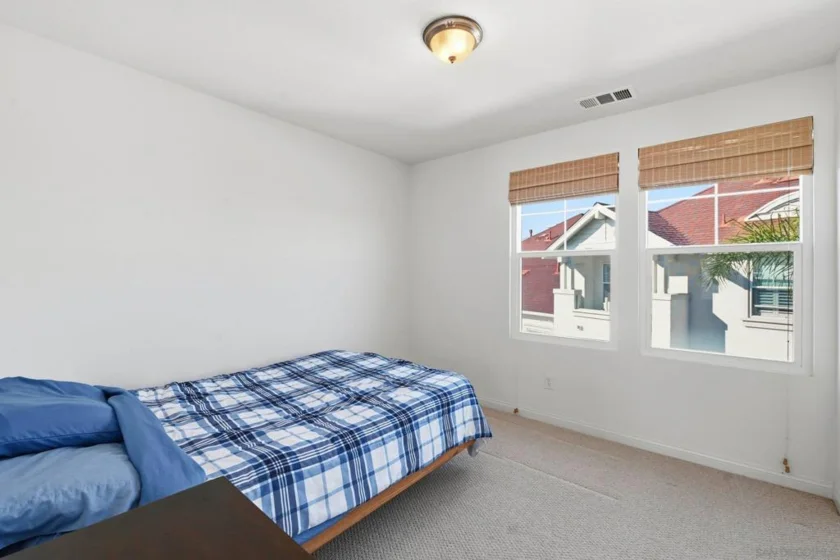 845 Harbor Cliff Way #305 photo 22