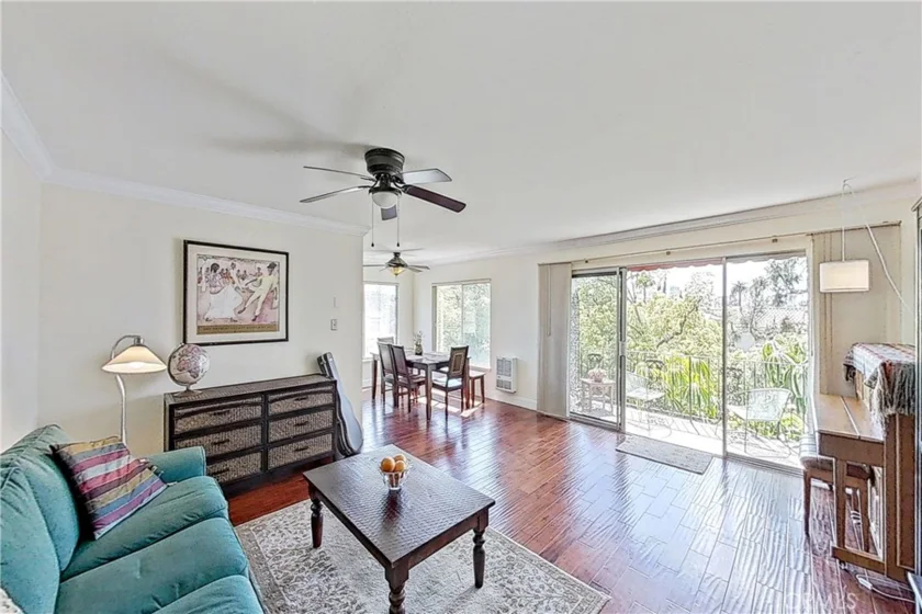 372 E Carroll Park East #301 photo 1