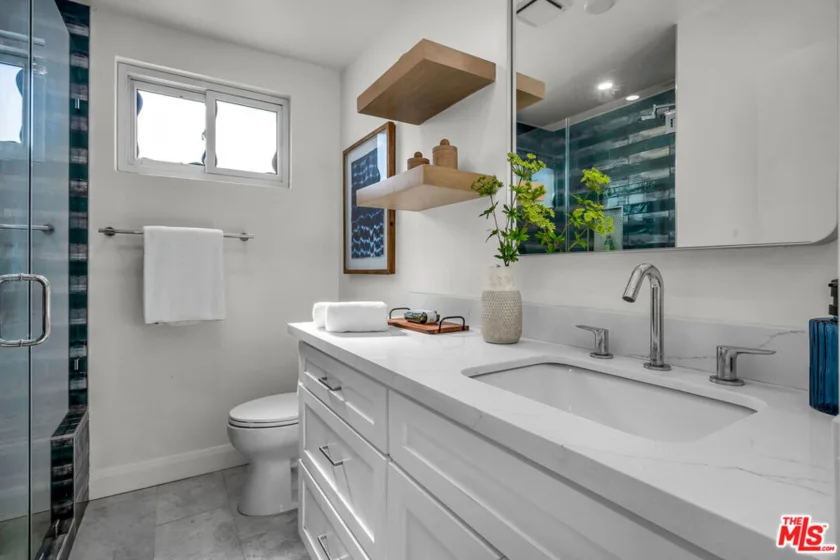 914 Lincoln Boulevard #202 photo 12