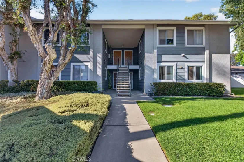 23745 Bayside #95 photo 2