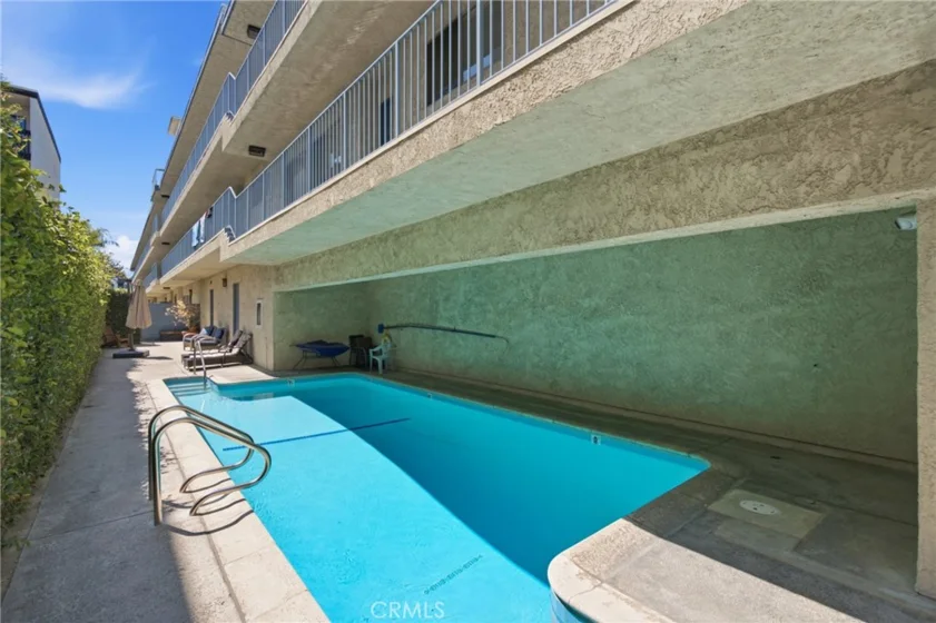 5354 Lindley Avenue #209 photo 33