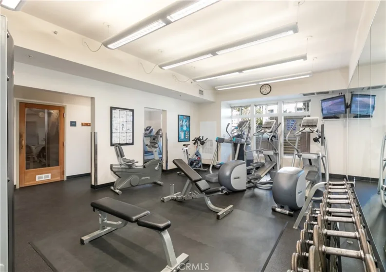 388 E Ocean Boulevard #501 photo 23