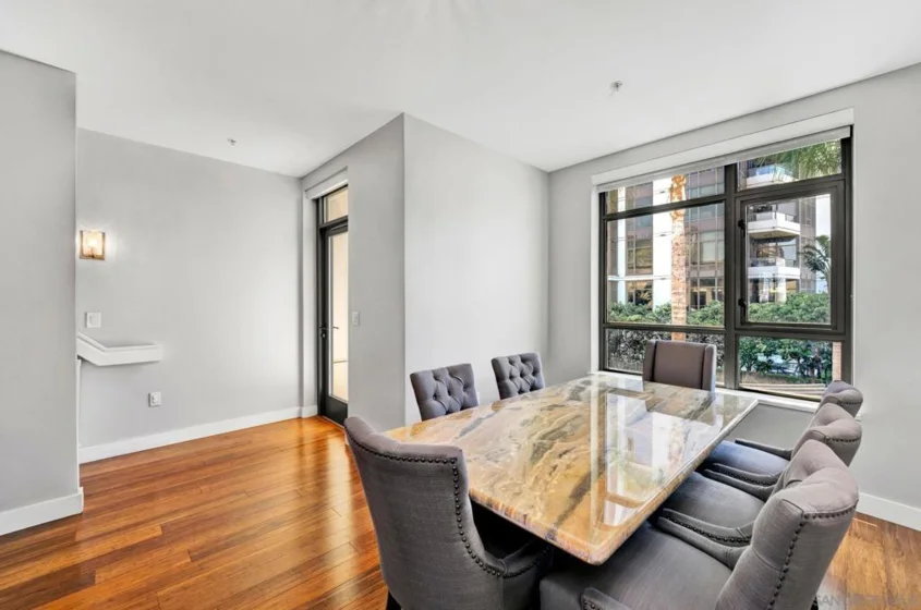 700 W E Street #518 photo 41